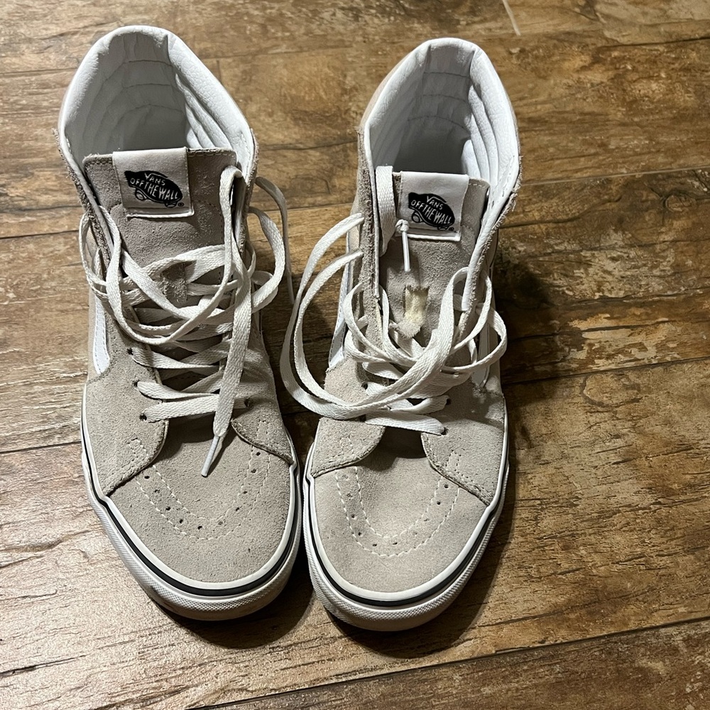 SK8-Hi Vans size 8 men’s